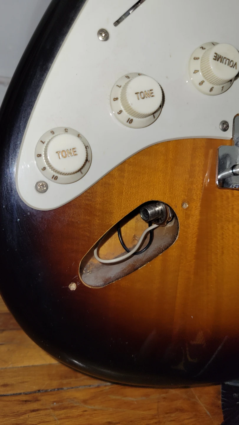 Lefty Squier Strat Electric Guitar - photo 3