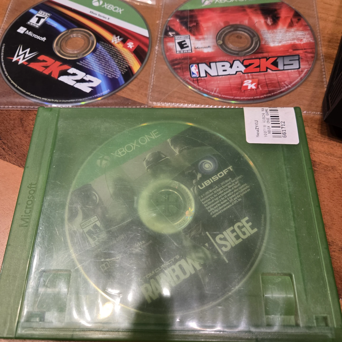 Xbox One Console Bundle with 2 Controllers and 16 Games - photo 3