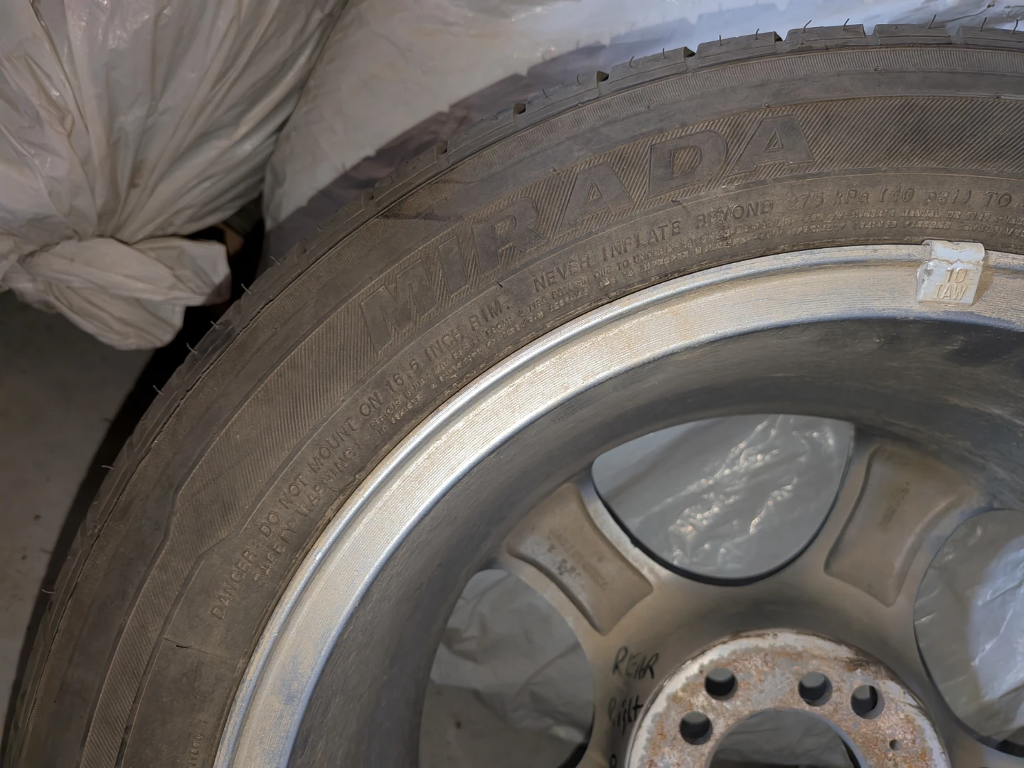 DT 10 hole rims and tires P205/55R16 89V - photo 2