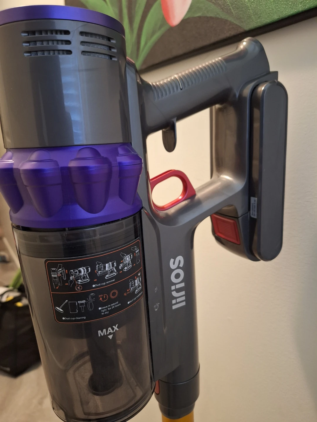 Lirios Cordless Vacuum Cleaner - photo 2