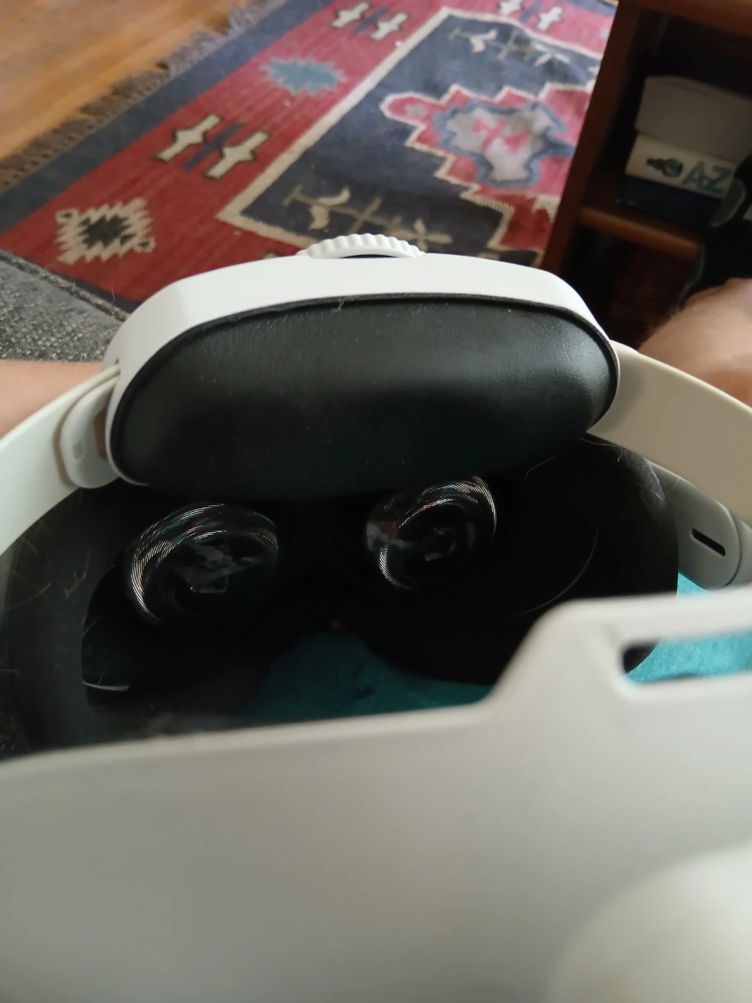 Meta Quest 2 VR Headset with Controllers - photo 2