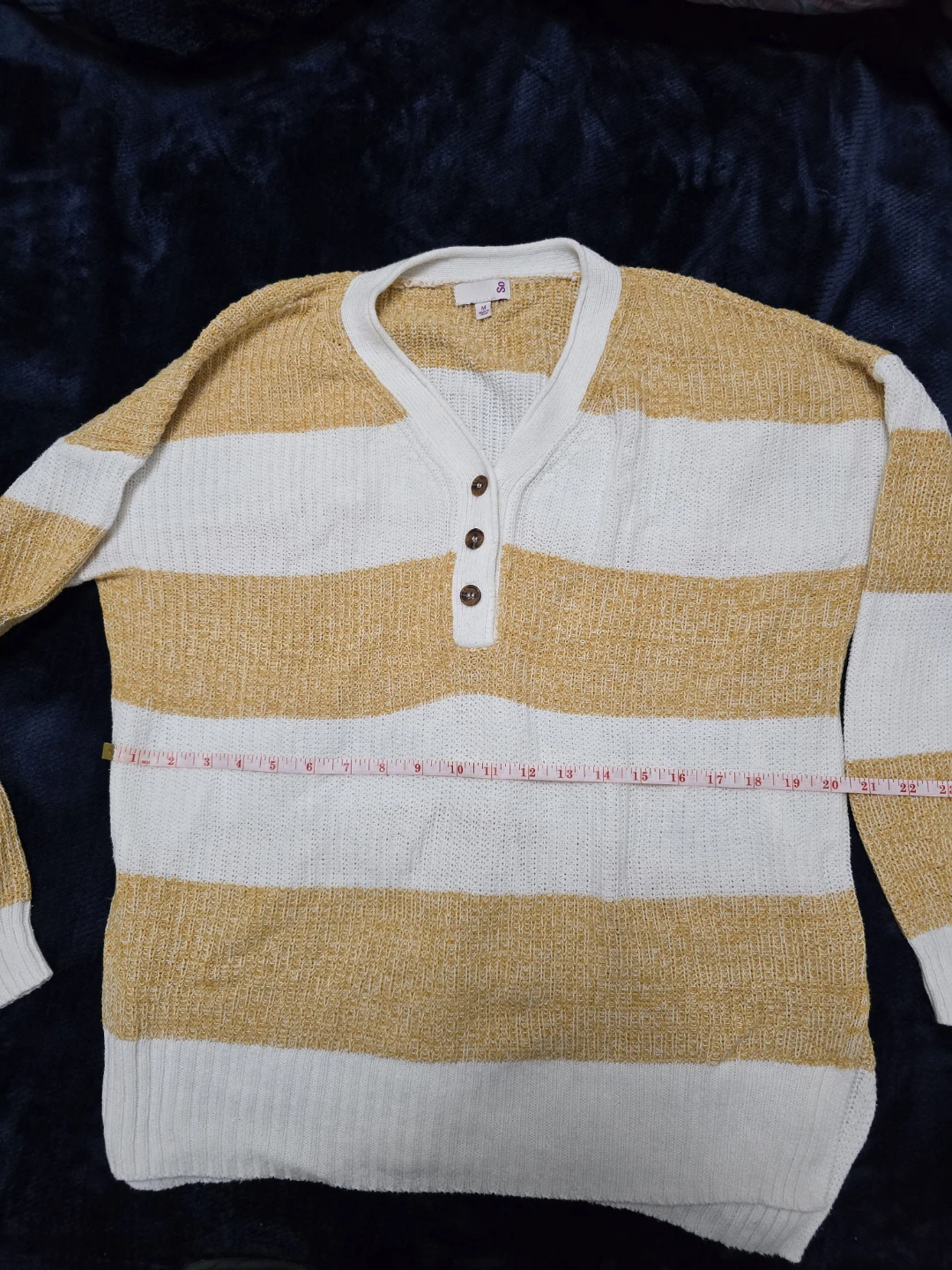 White and Yellow Knitted Sweater - photo 4