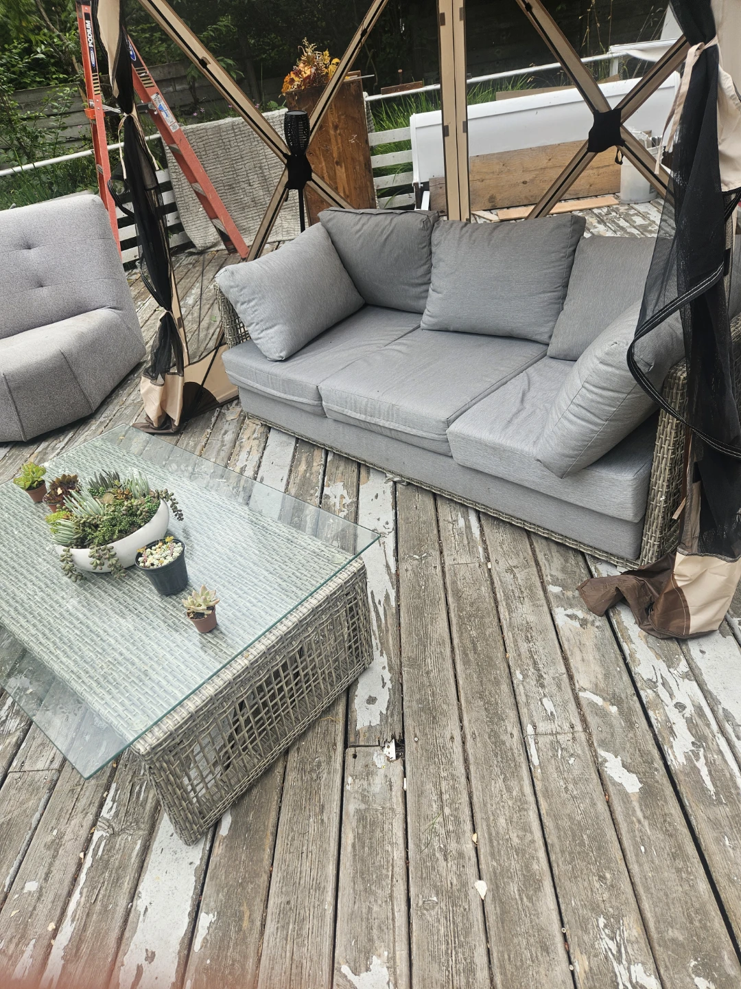 Grey Rattan Outdoor Furniture Set