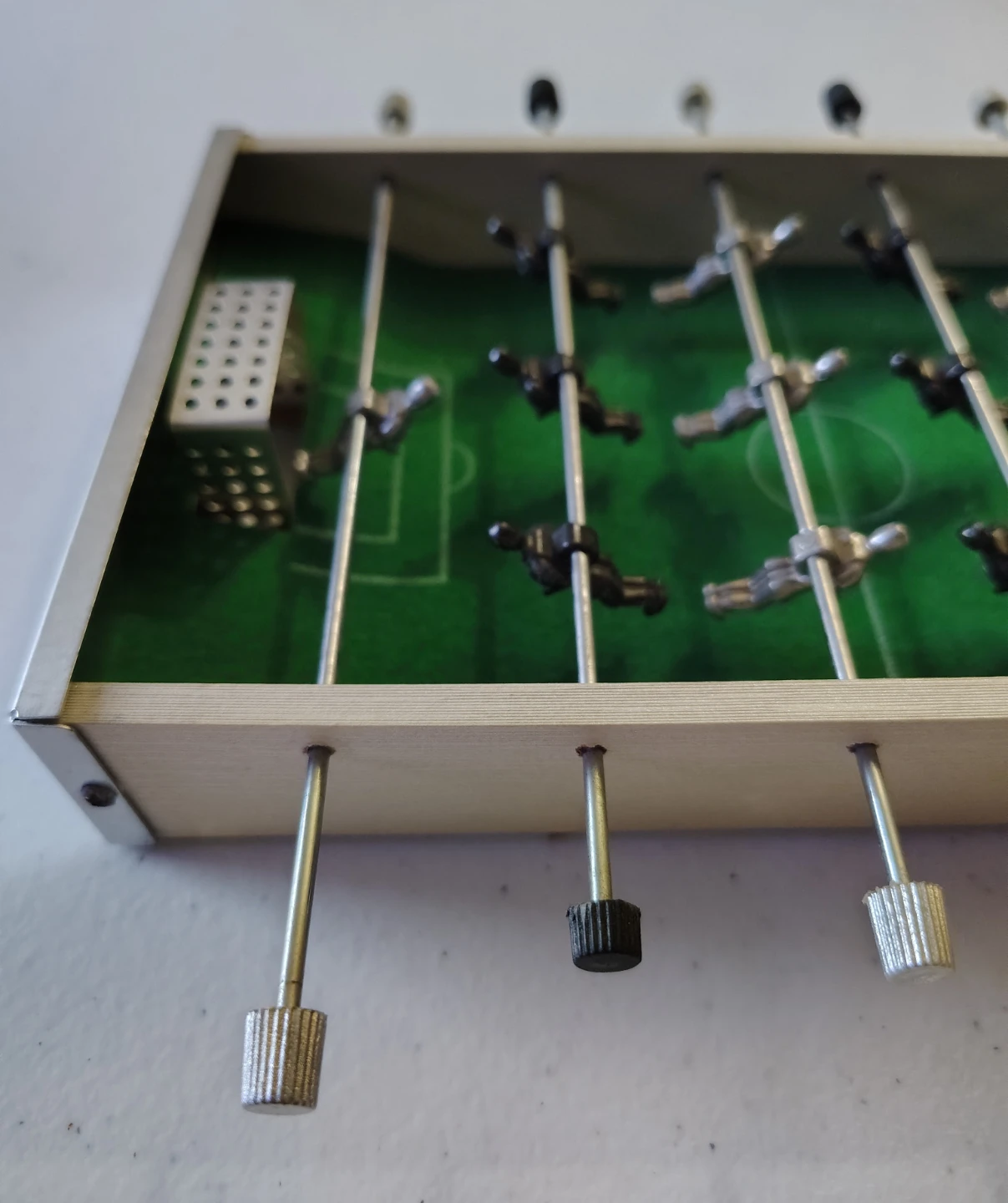 Cute Mini Foosball Table - photo 3