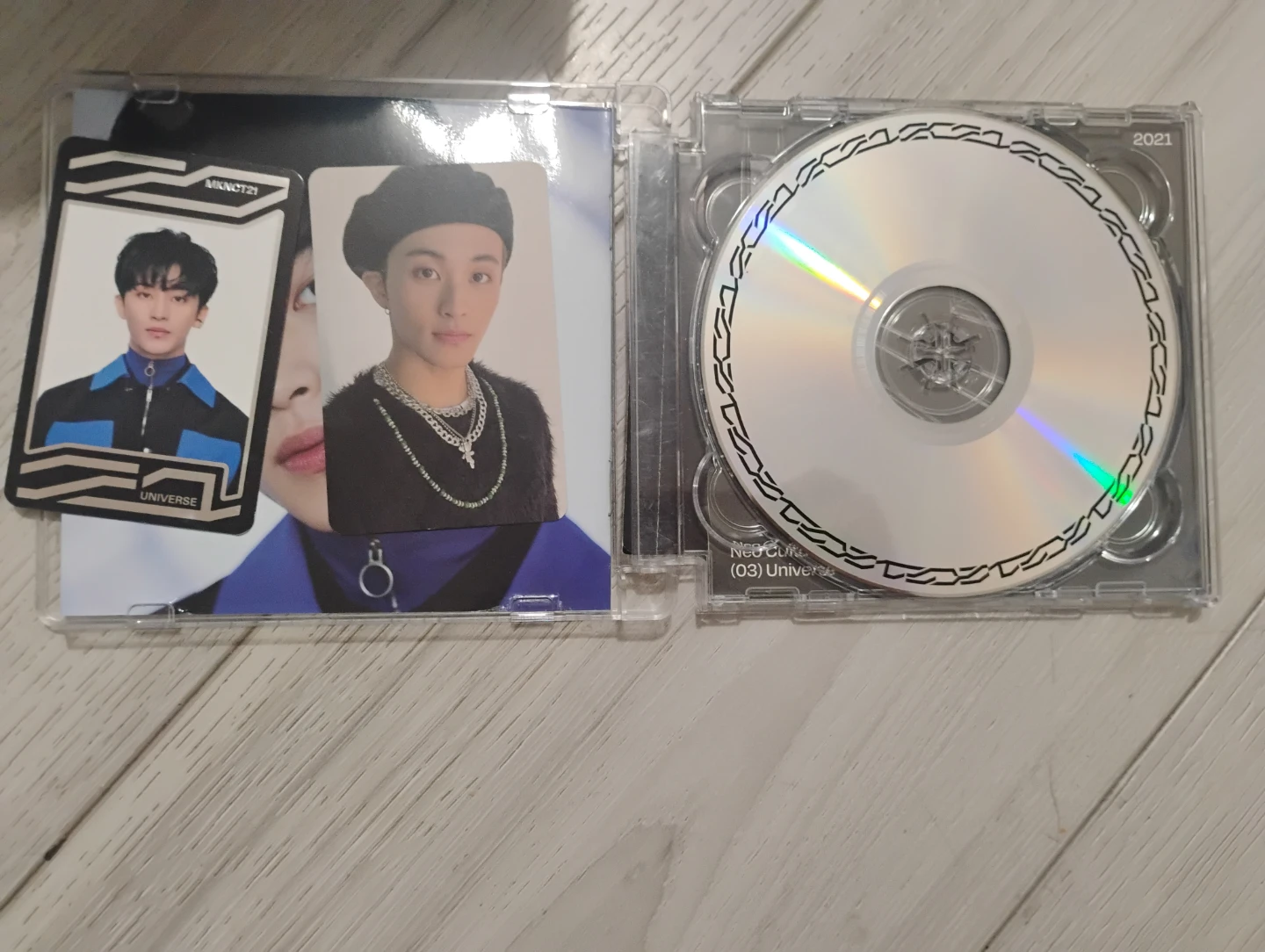 NCT 127 UNIVERSE CD Album - photo 2
