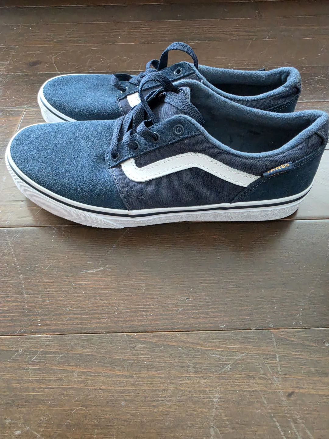 Vans Suede Sneakers size 5 youth 6.5 womens - photo 2