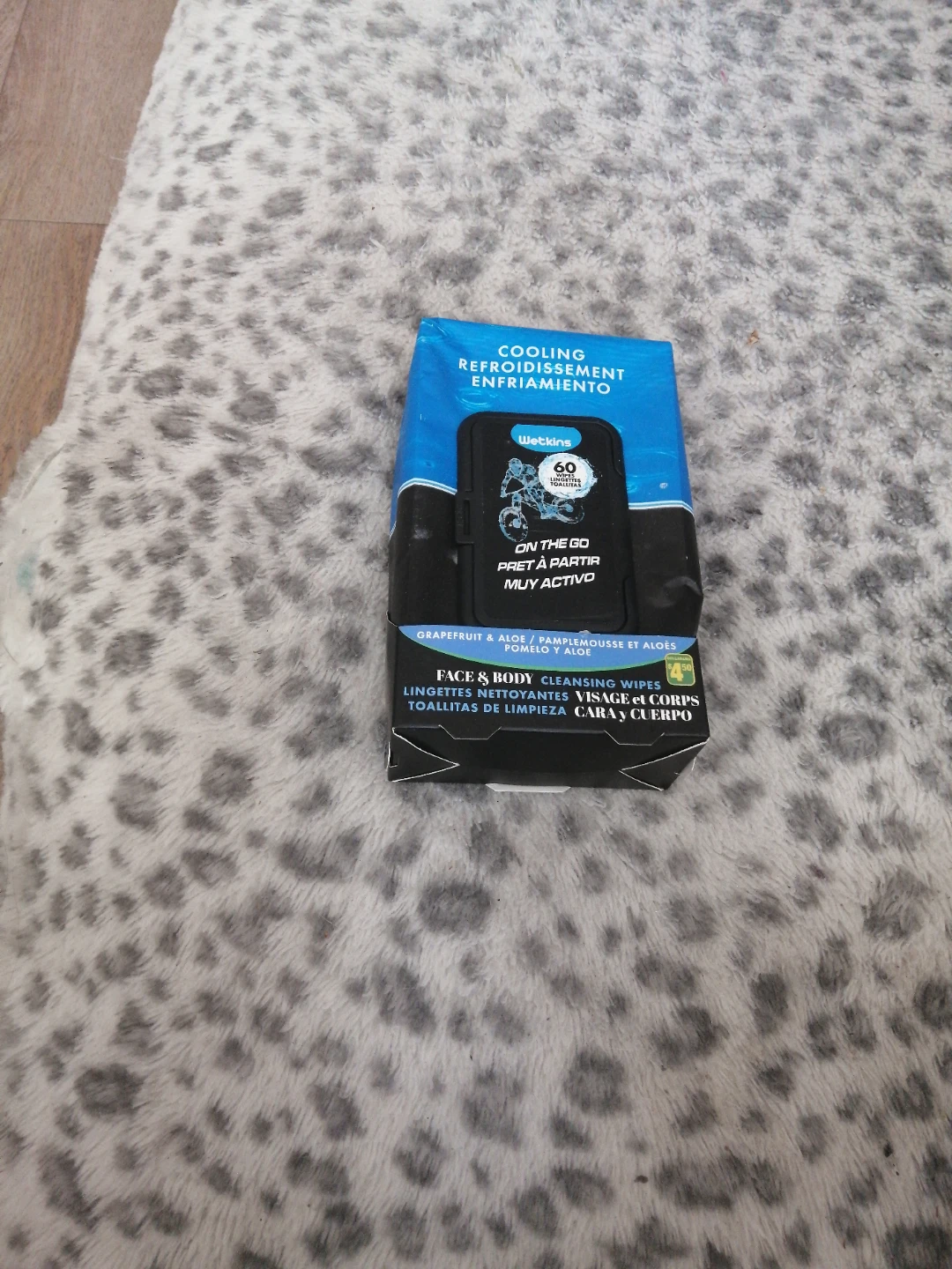 Wetkins Cooling Face & Body Cleansing Wipes (60 count)