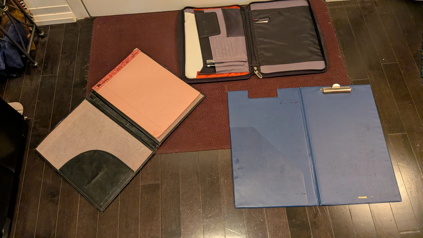 FREE Portfolio Organizer and Clipboard Bundle - photo 2