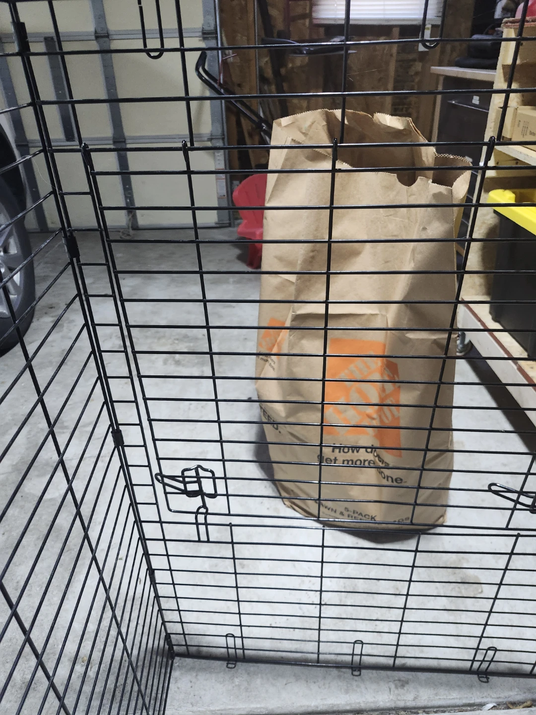Dog crate please see pictures for size used double door - photo 3