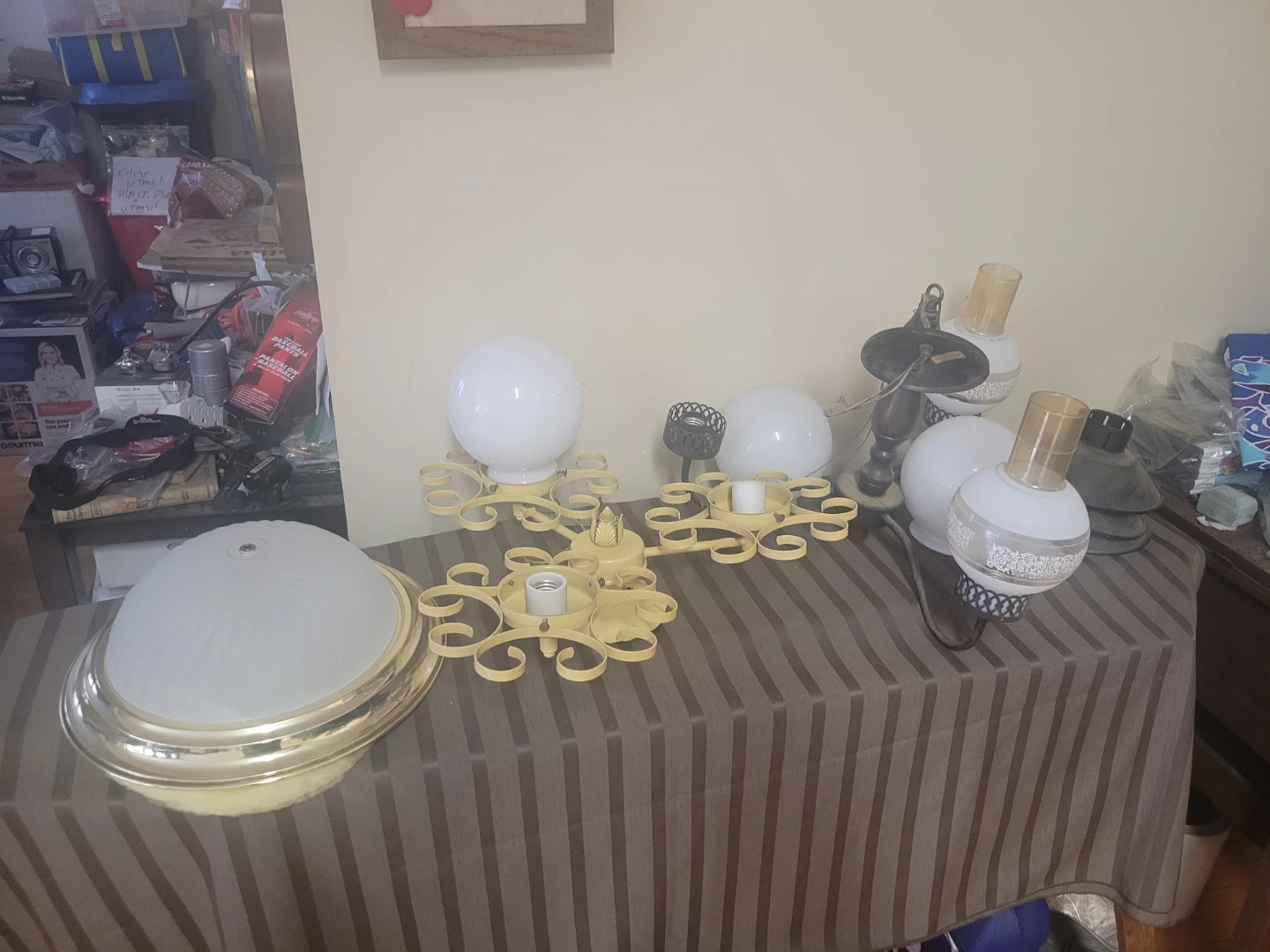 Lot 3 mix Levoilite ceiling chandelier hanging lights