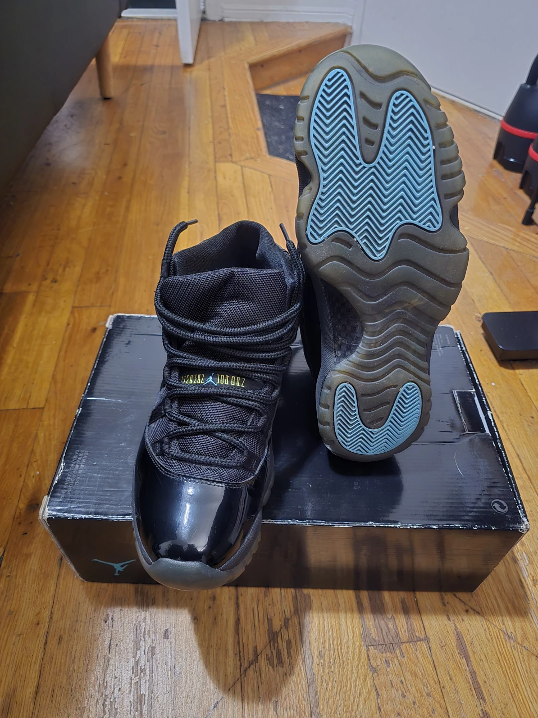 Jordan retro 11 Gamma Blue Black Varsity Maize, Size 10.5 - photo 5