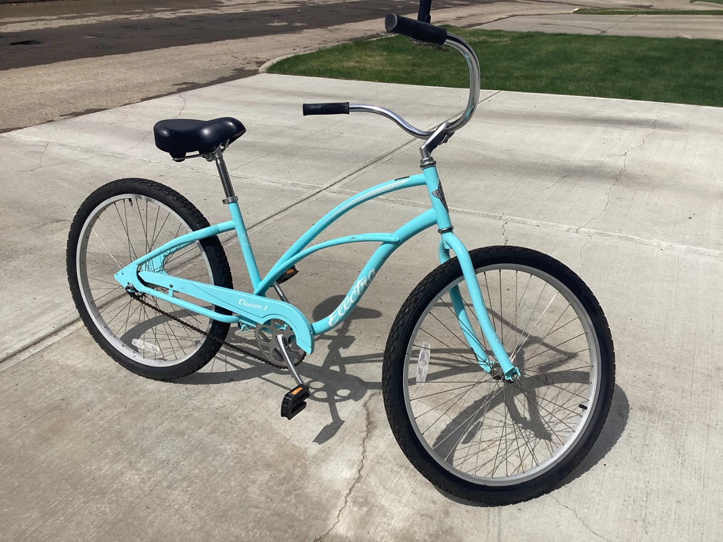 Electra Cruiser 1 Women's Beach Cruiser Bicycle