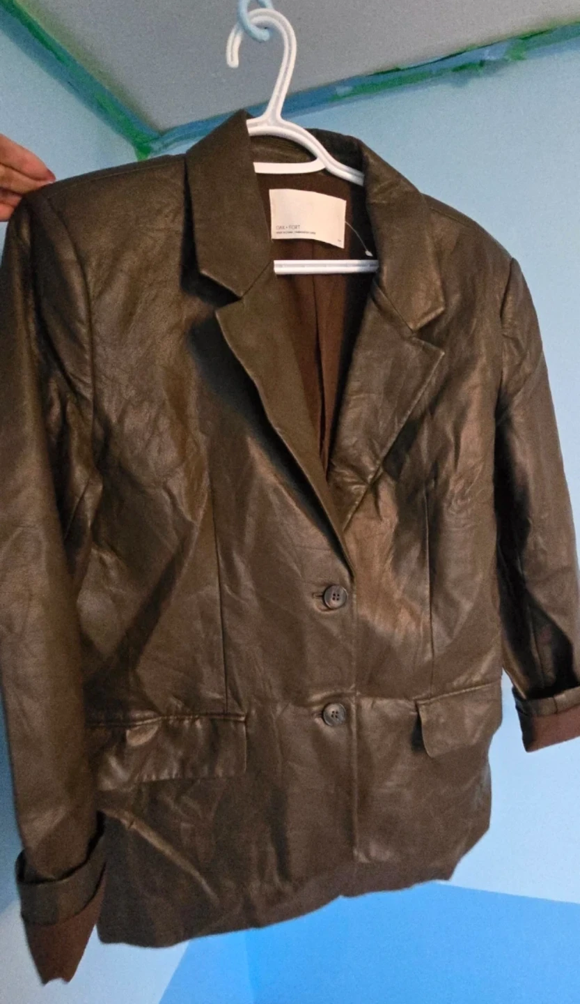 Oak + Fort Faux Leather Blazer