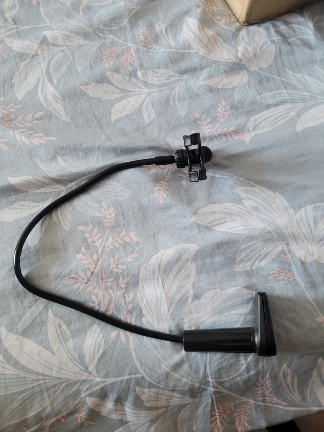 Black Flexible Gooseneck Phone Holder