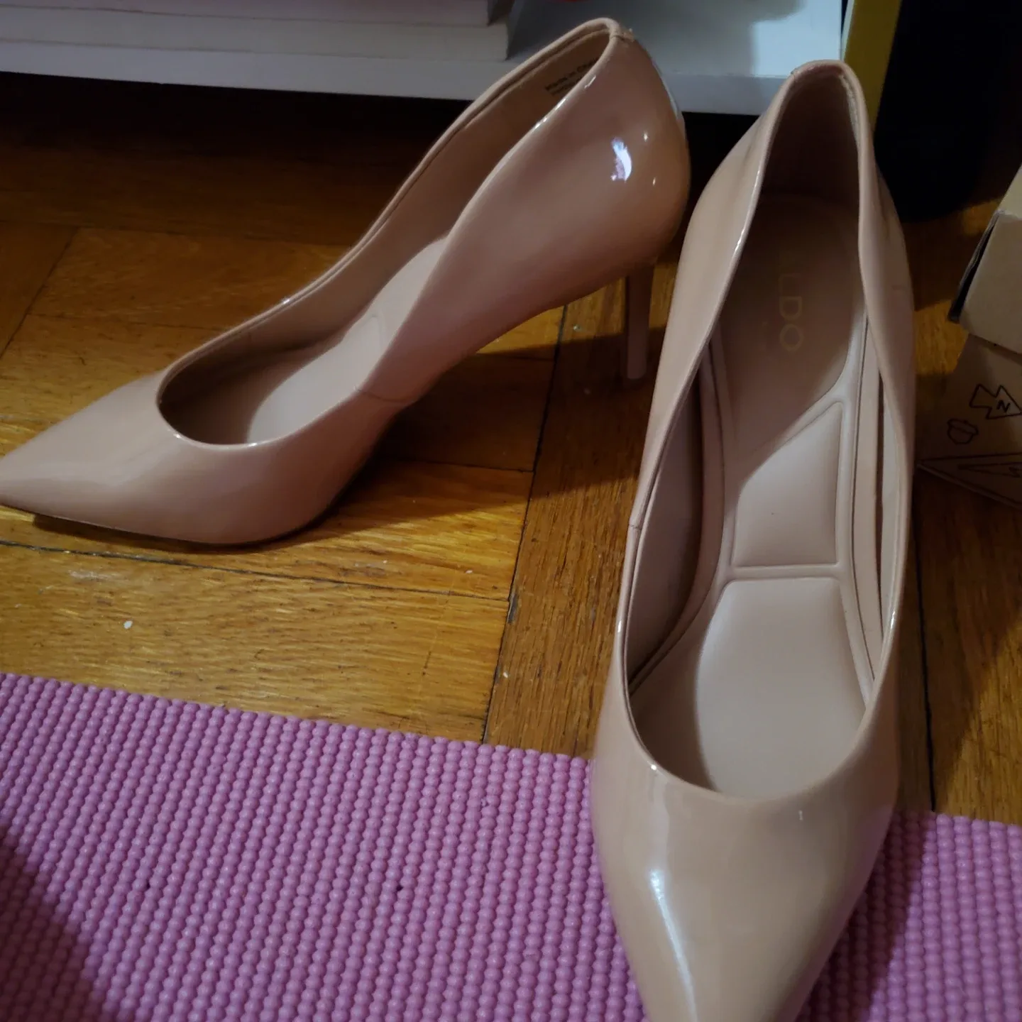 ALDO Women's Nude Patent Leather Pointed Toe Heels - photo 2