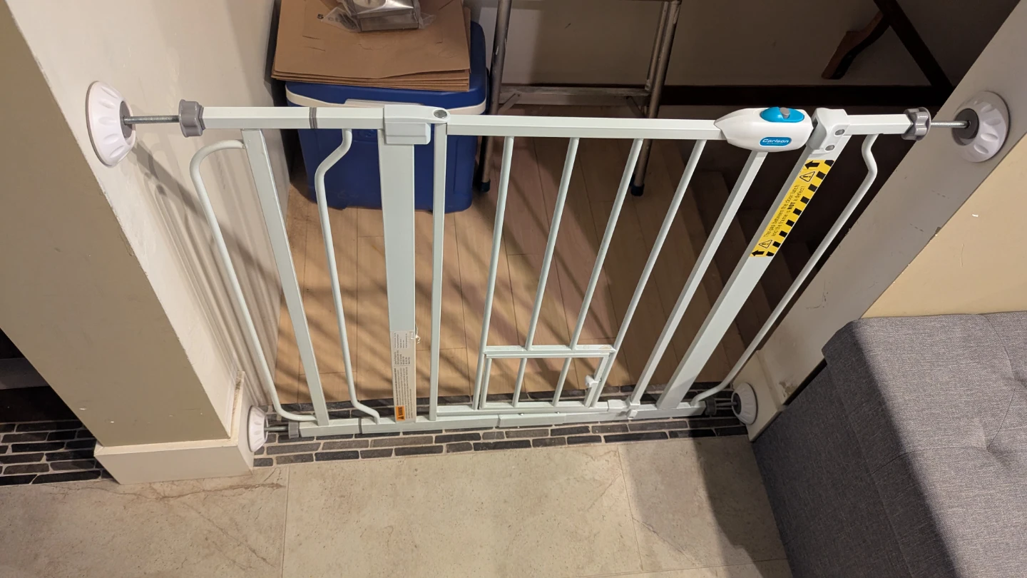 Carlson Safety Gate - Extra wide with Pet Door + Wall Protectors