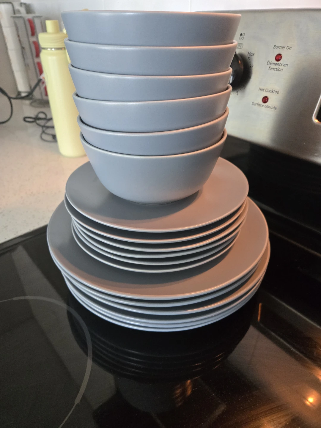 Set up grey blue disware