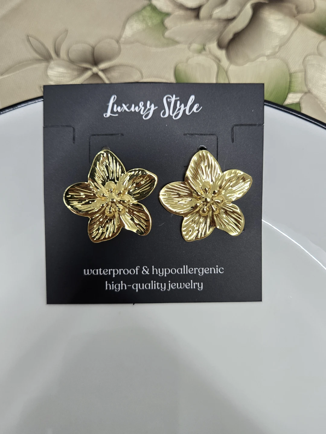 Luxury Style Gold Plated Jewelry Set Earrings & Necklace - photo 2
