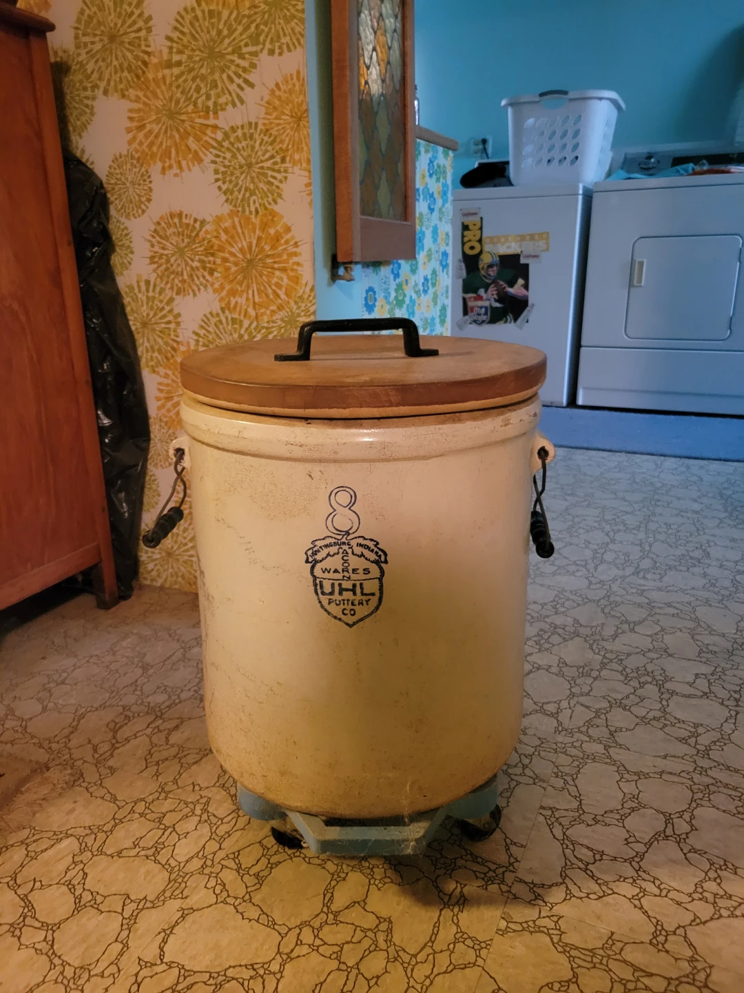 UHL Pottery Co. 8 Gallon Crock with Wooden Lid