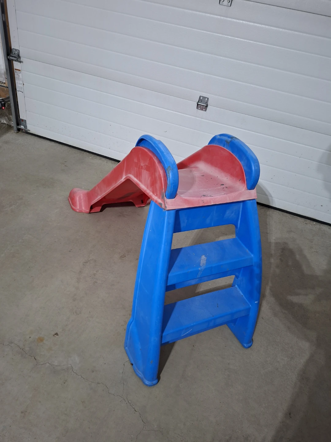 Red and Blue Plastic Kids Slide - photo 2