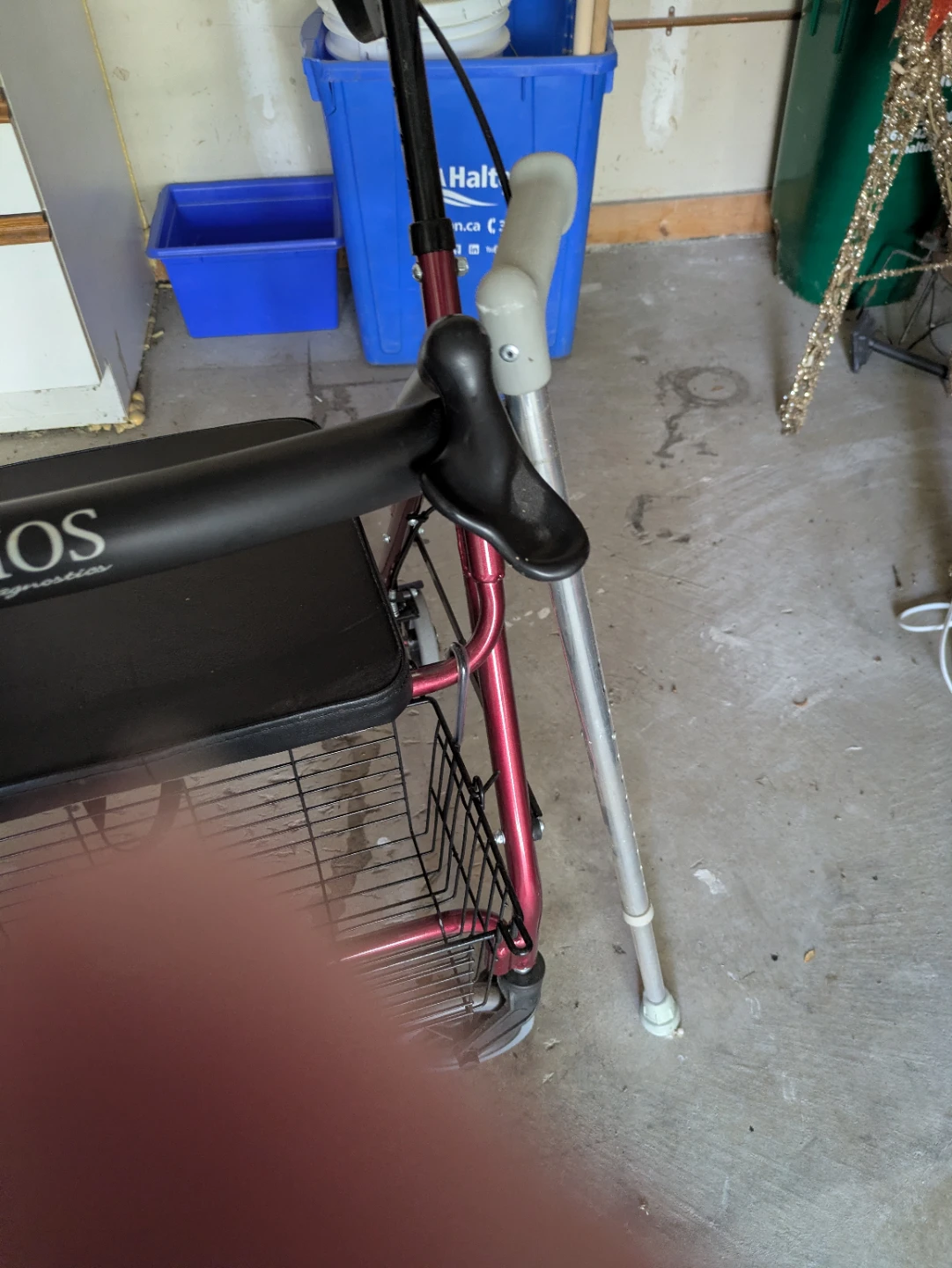 Walking frame on wheels & 2 walking sticks - photo 3