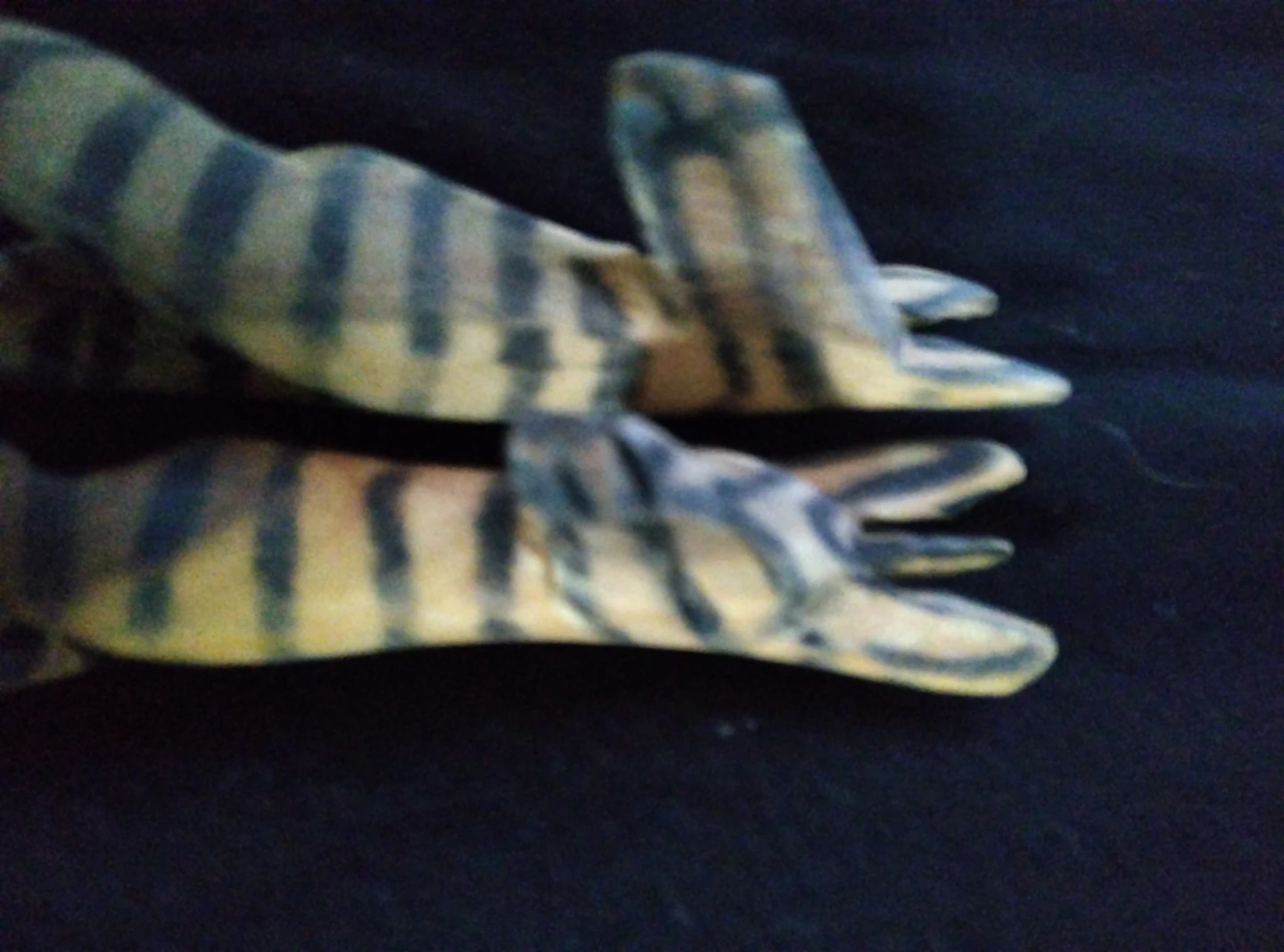 Zebra Hand-Carved Salad Tossers - photo 3