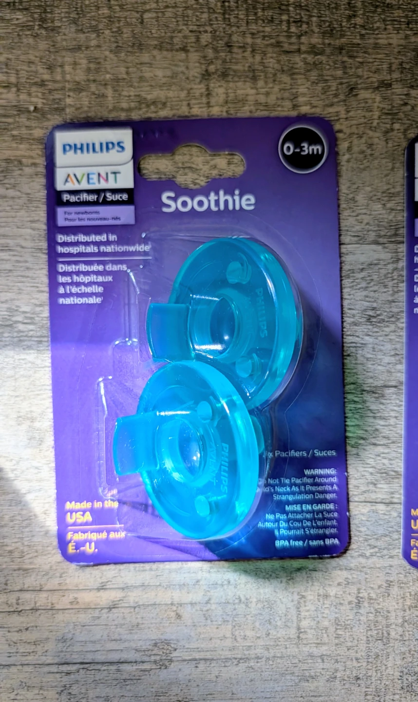 Brand New in Box Philips Avent Soothie Pacifiers (Two 2-packs) - photo 2