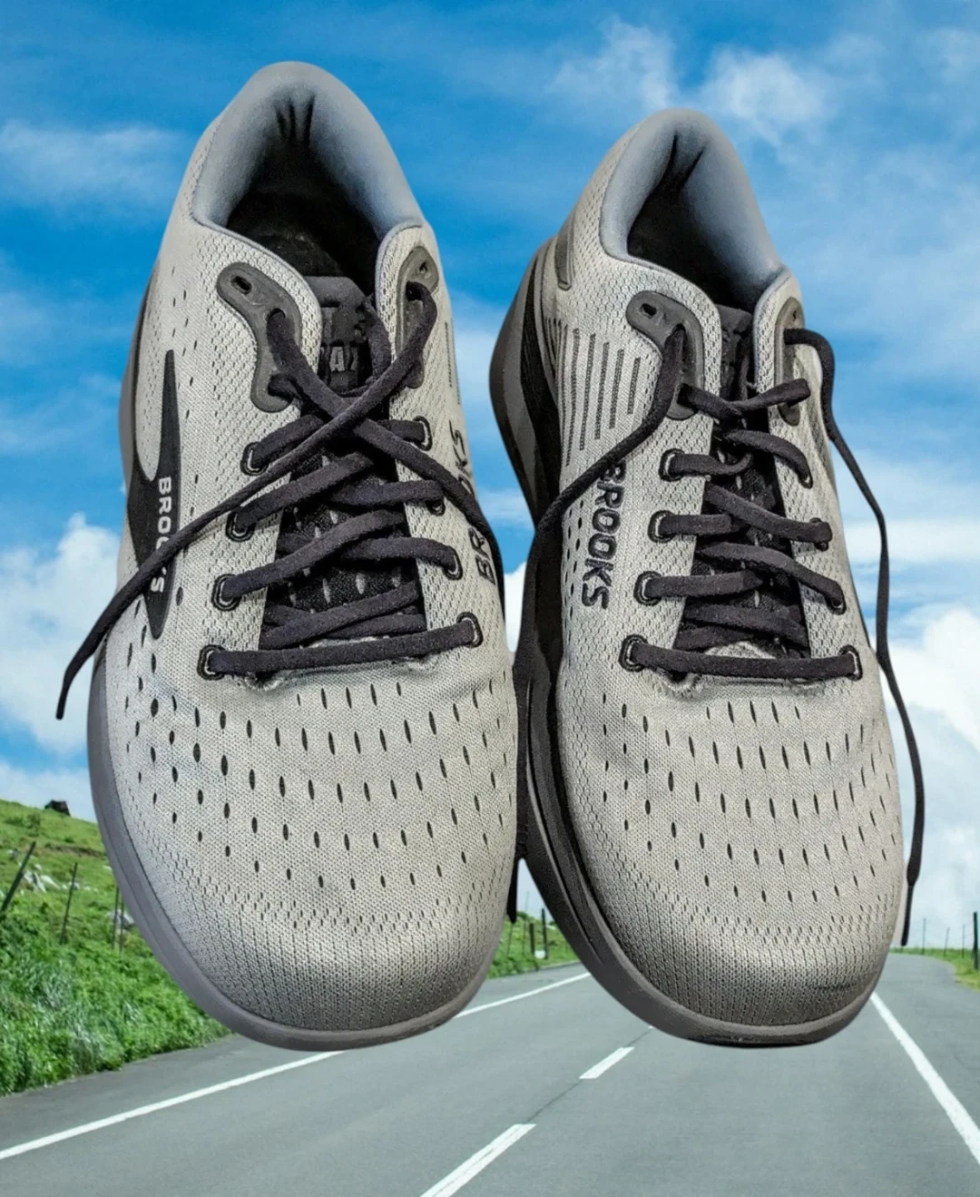 Brooks Ghost Max 3 Size 13 EE Rare Size!