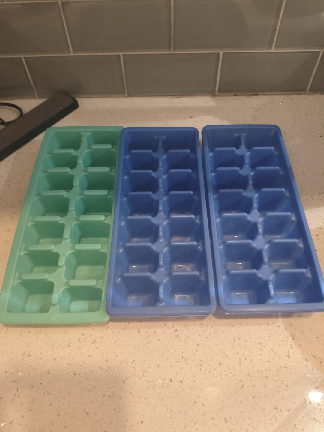 3 Ice Cube Trays
