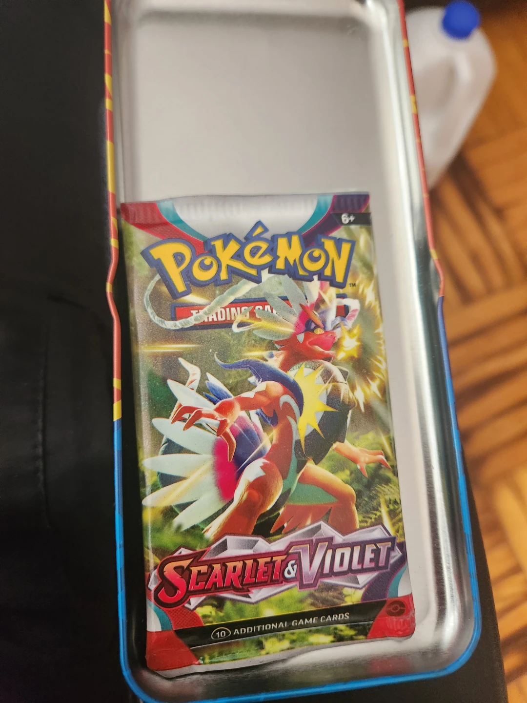 Pokémon Trading Card Game Tin with Paldea Evolved Pack