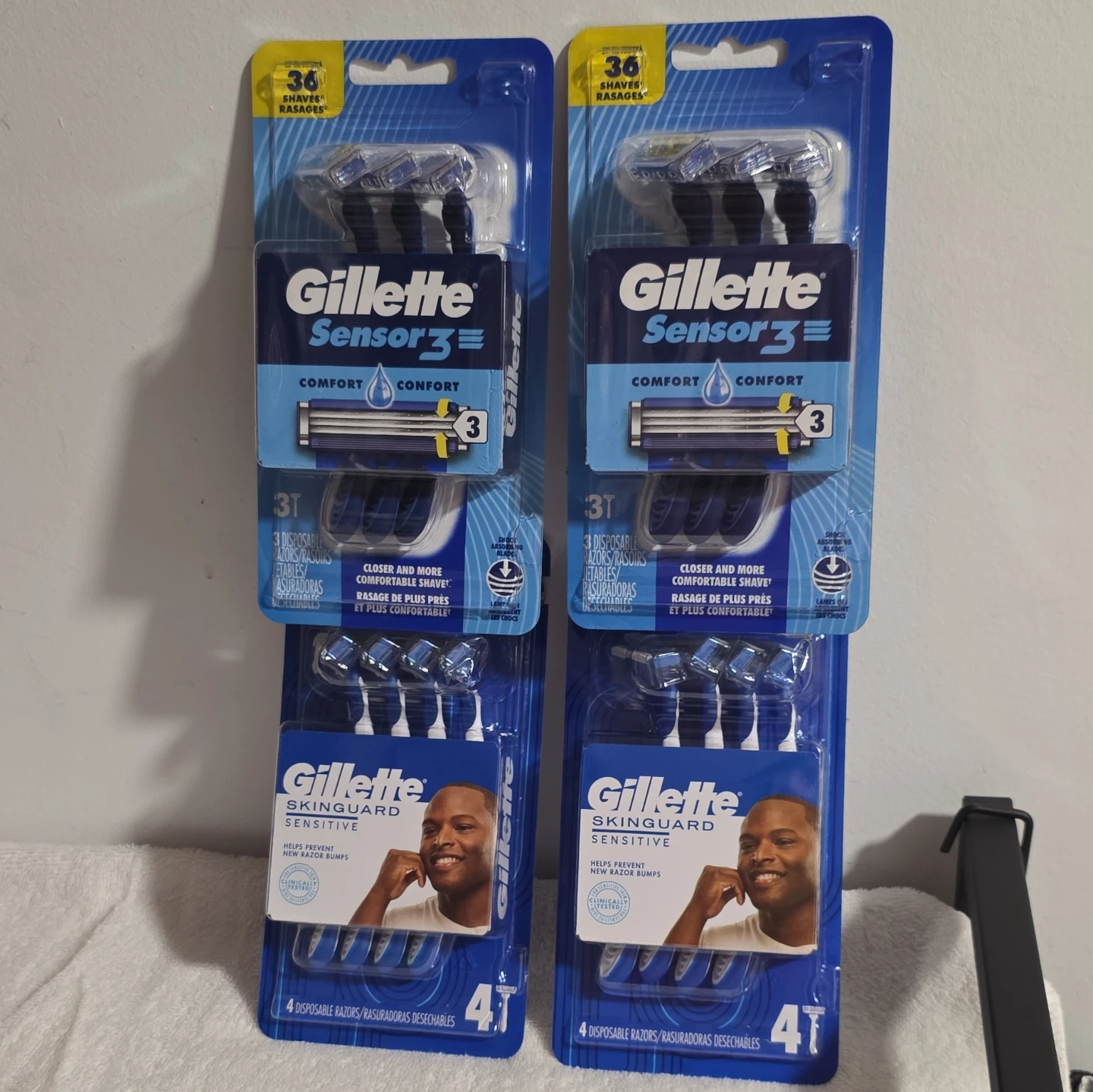 2x Gillette Sensor 3 Comfort & 2x Skinguard Sensitive Razors