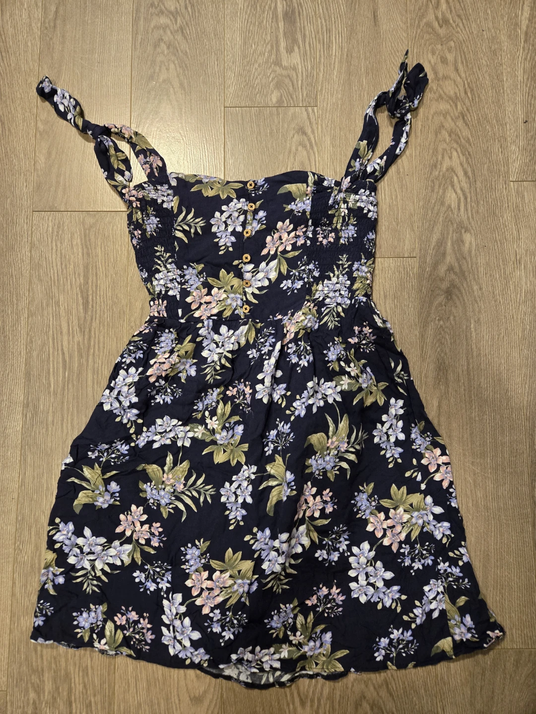 American Eagle Floral Smocked Bust Dress