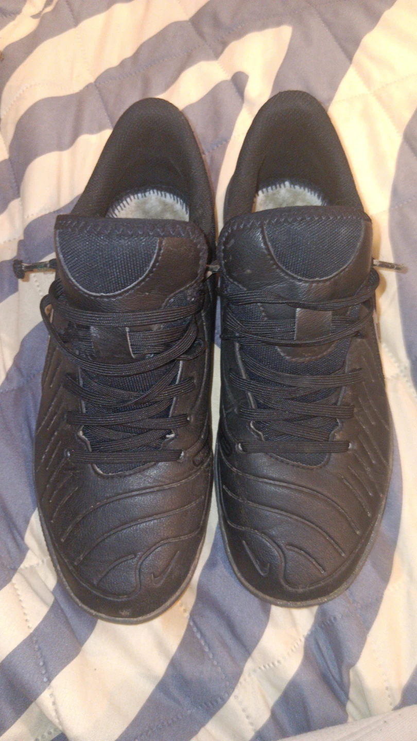 $30 Nike Indoor Soccer Shoes - photo 2
