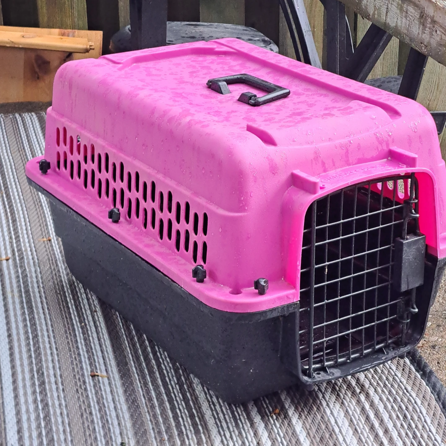 Pink and Black Pet Carrier - photo 2