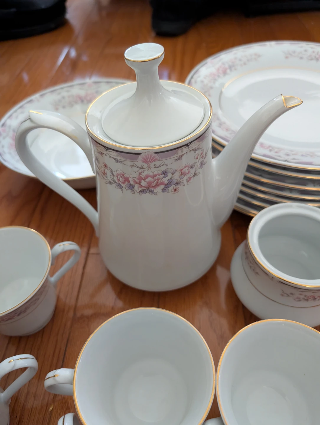 Vintage Floral Teacup and Saucer Set - photo 4