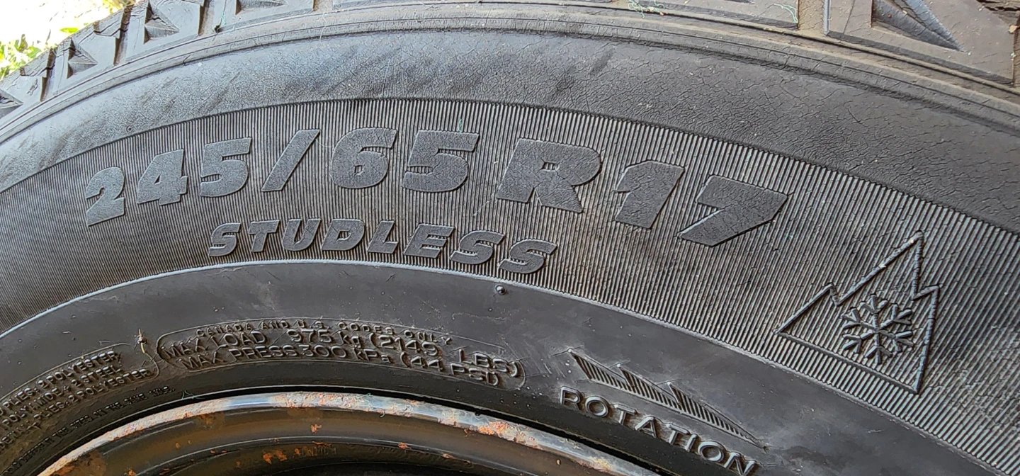 ⚡️FLASH SALE⚡️ - 4 STUDLESS MICHELIN WINTER TIRES + STEEL RIMS 🛞 - photo 3