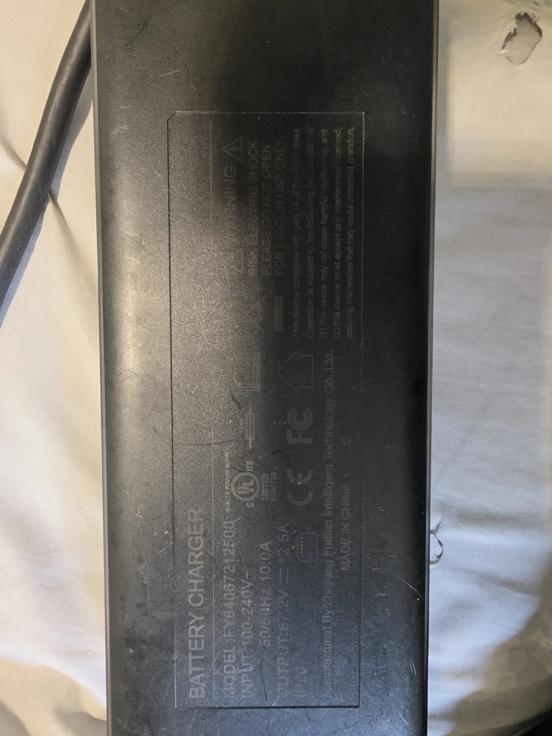 Battery Charger FY84067212500