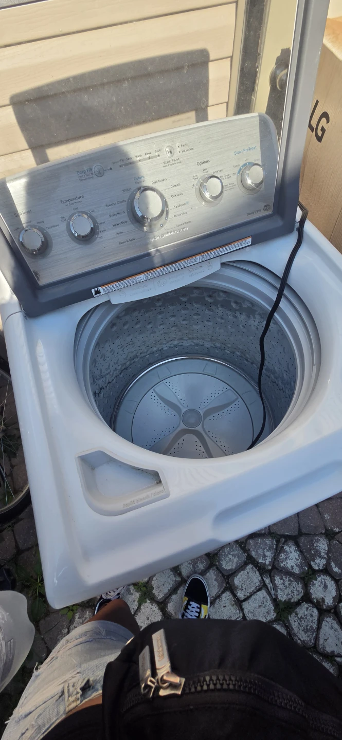 LG  Dryer  Machine - photo 3