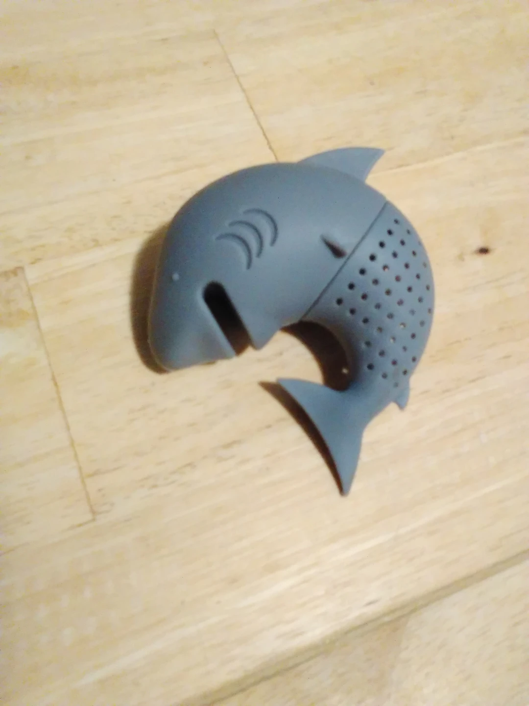 Shark tea infuser