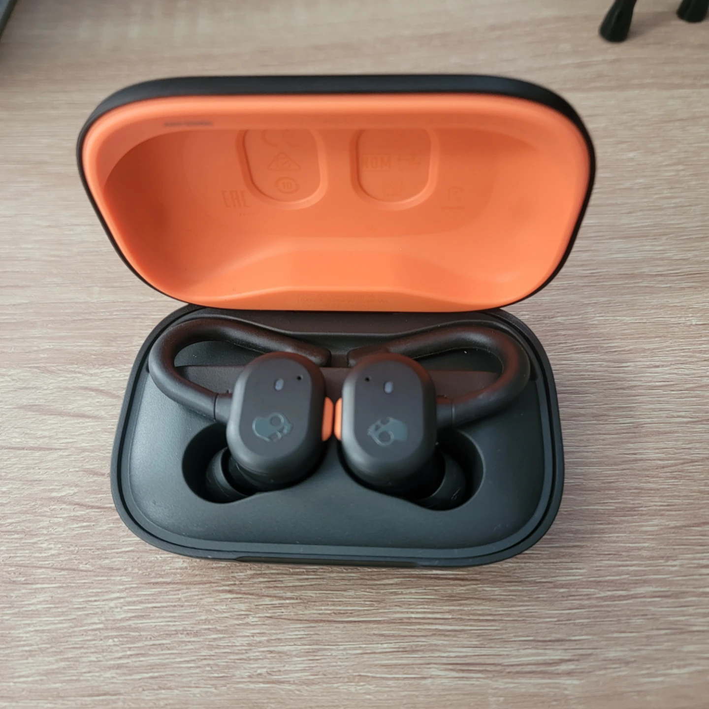 Skullcandy Wireless Earbuds with Charging Case