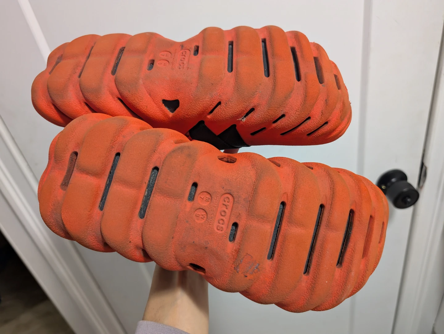 Crocs Echo Reflective Clogs 'Orange Black limited edition - photo 3