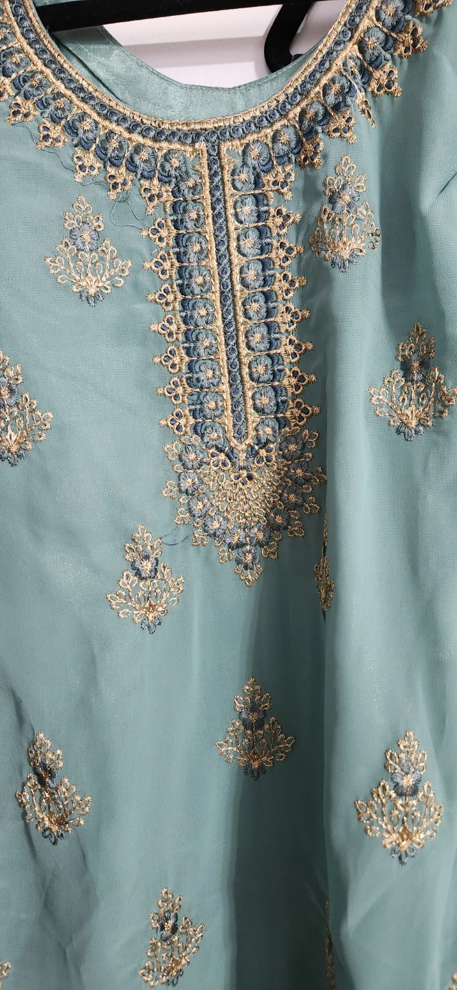 Embroidered Teal Kurti with Dupatta and sharara - photo 3