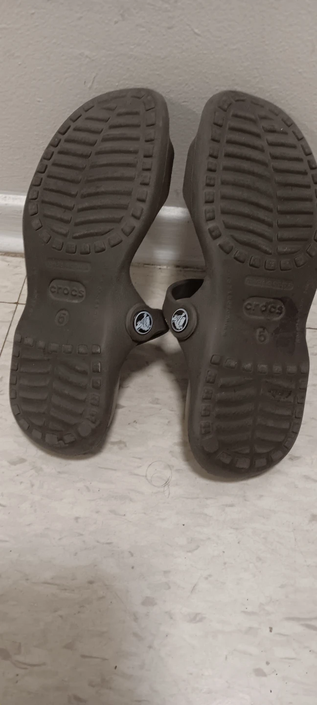 Crocs Sandals Women's Size 5 - photo 2