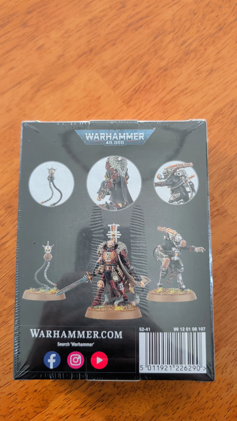 Warhammer 40,000 Imperial Agents Inquisitor Ostromandeus - photo 2