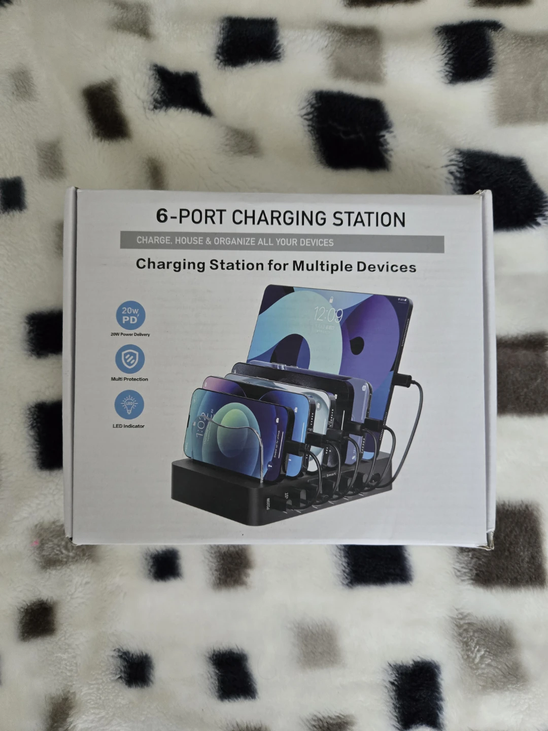 6-Port Charging Station for Multiple Devices
