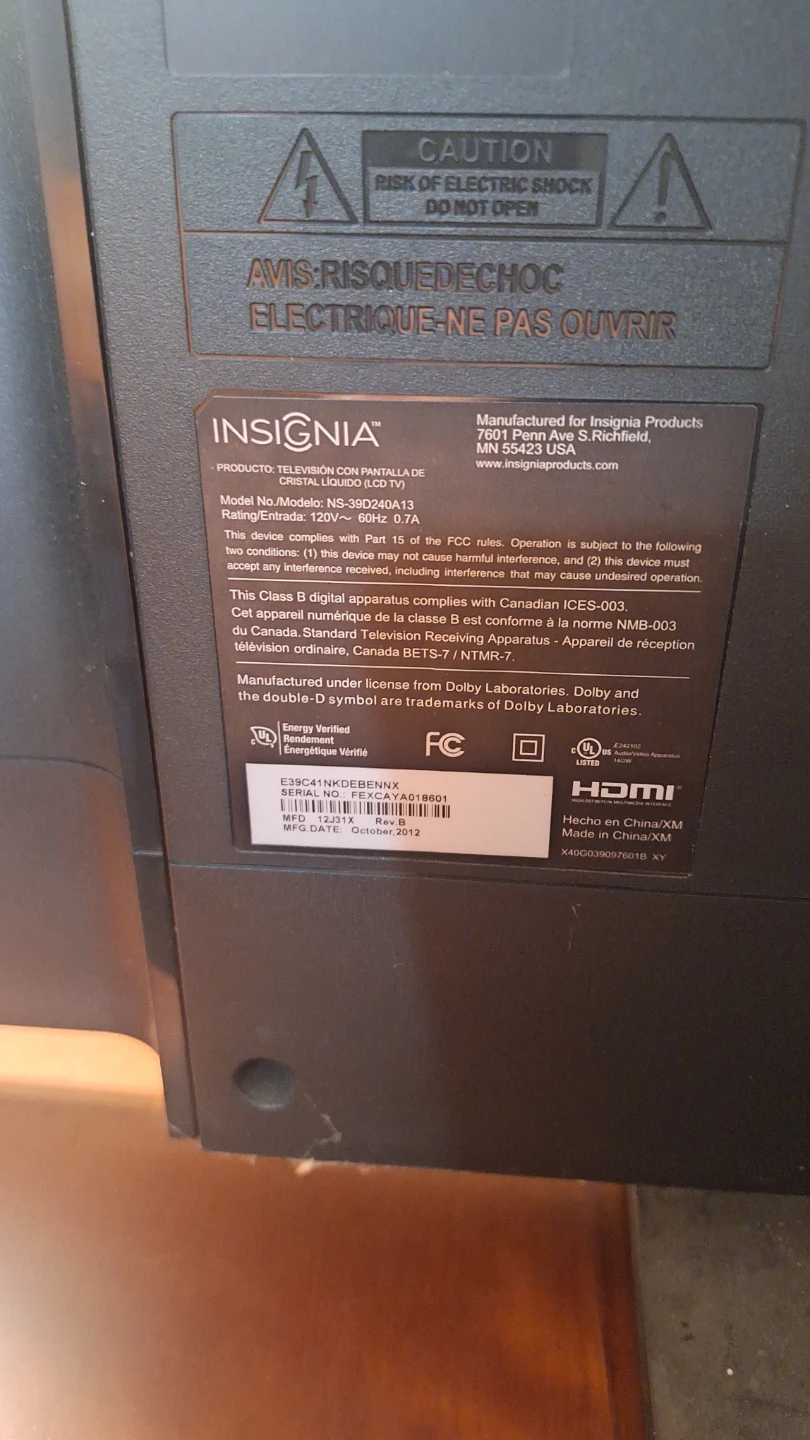 Insignia 39" HD Television - photo 3