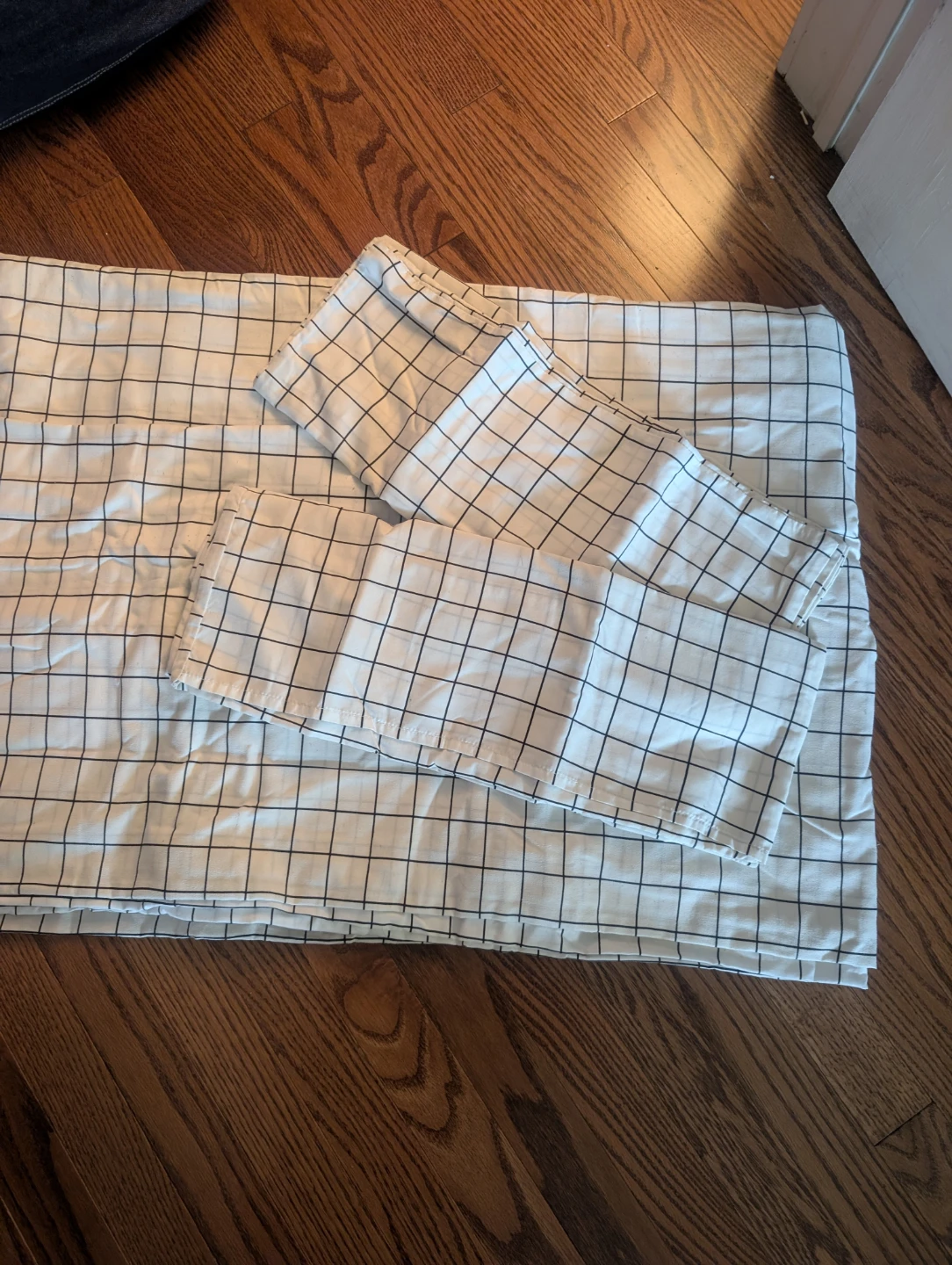 Duvet Cover + Pillowcases (Queen)