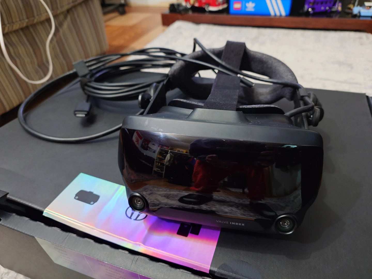 Valve Index VR Headset Full Kit - photo 4