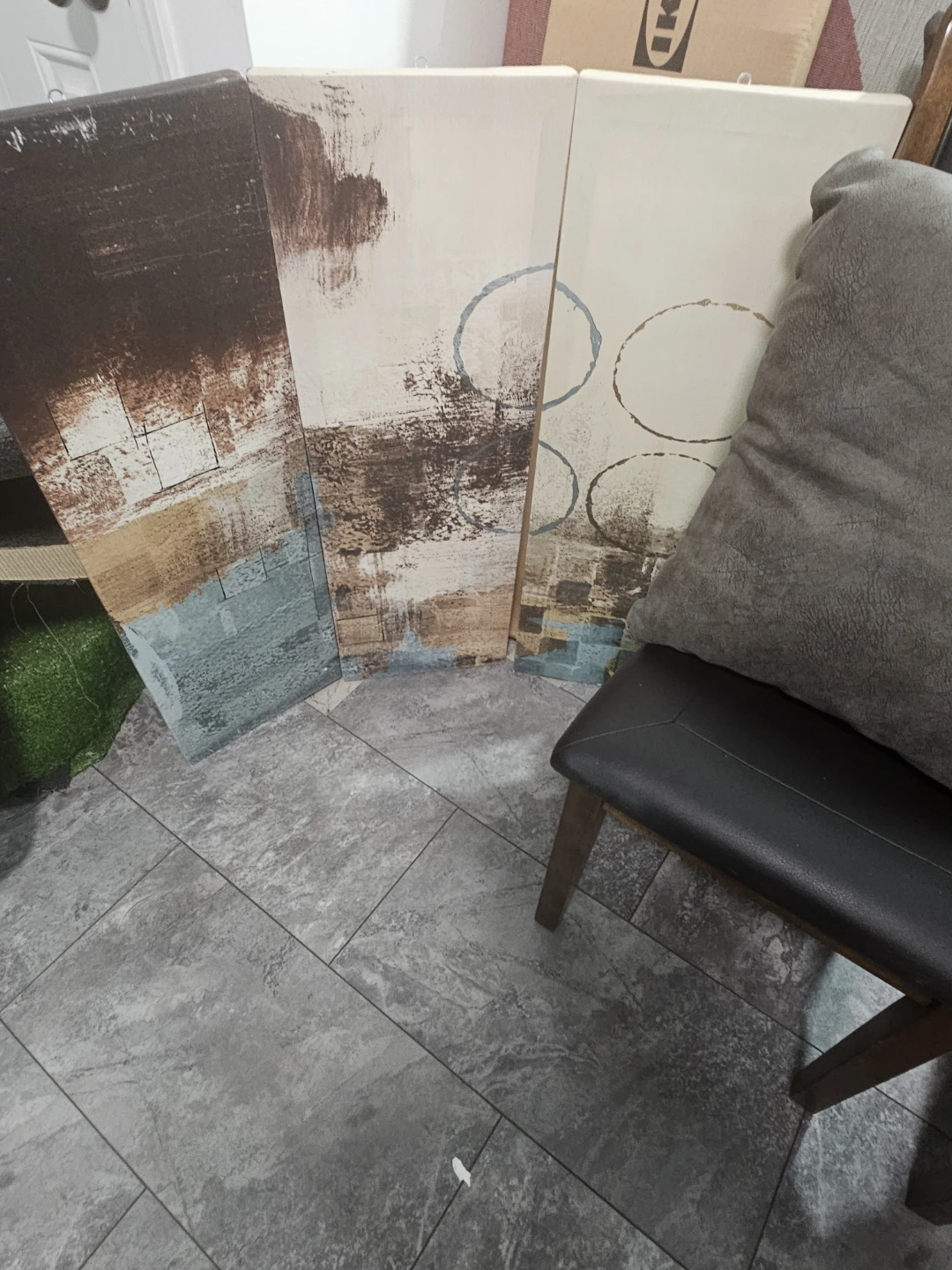 Set of 4 Wood Dining Chairs with Faux Leather Seats - photo 4