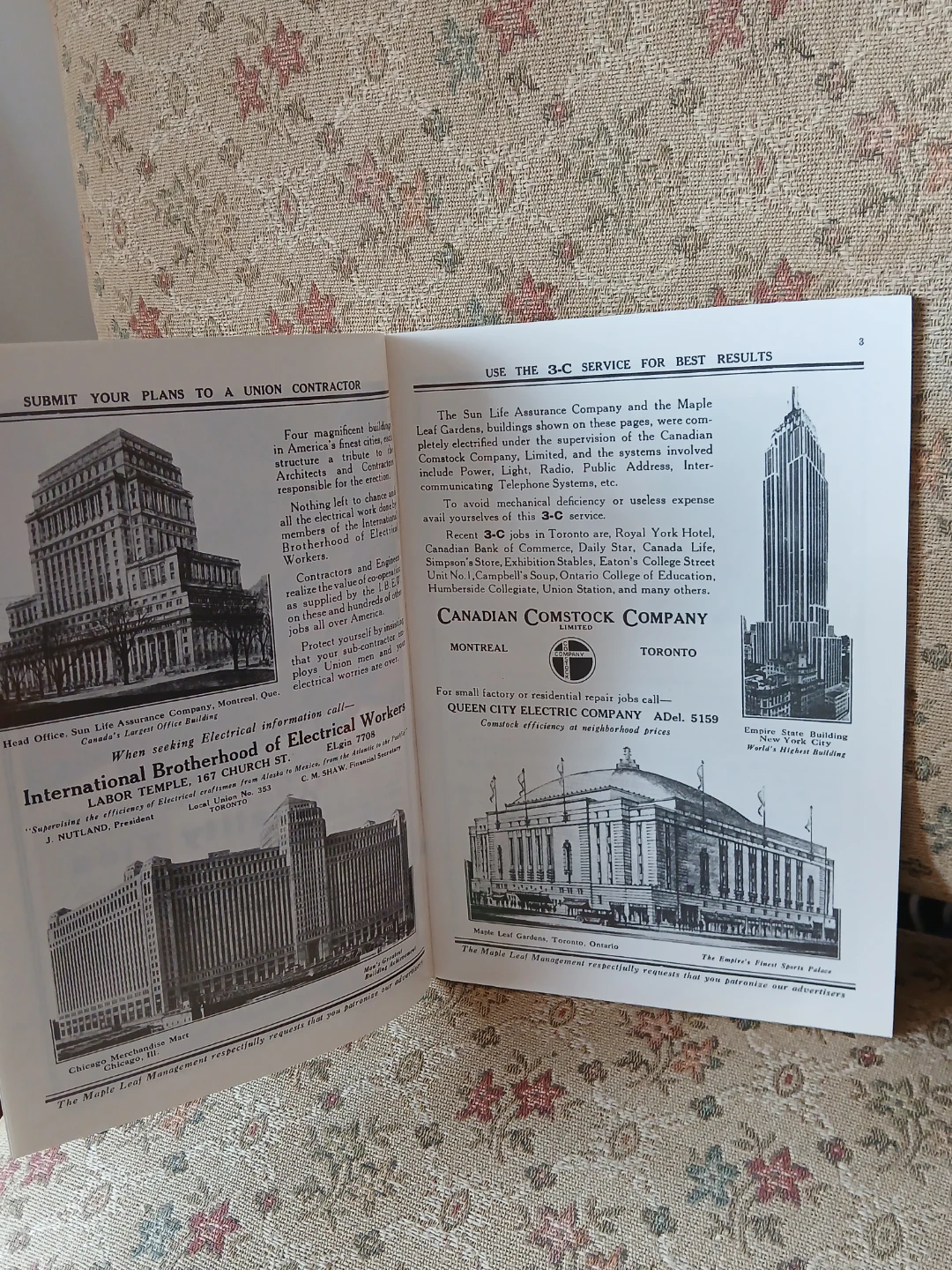 Official Maple Leaf Gardens Programme - 65th Anniversary - photo 4